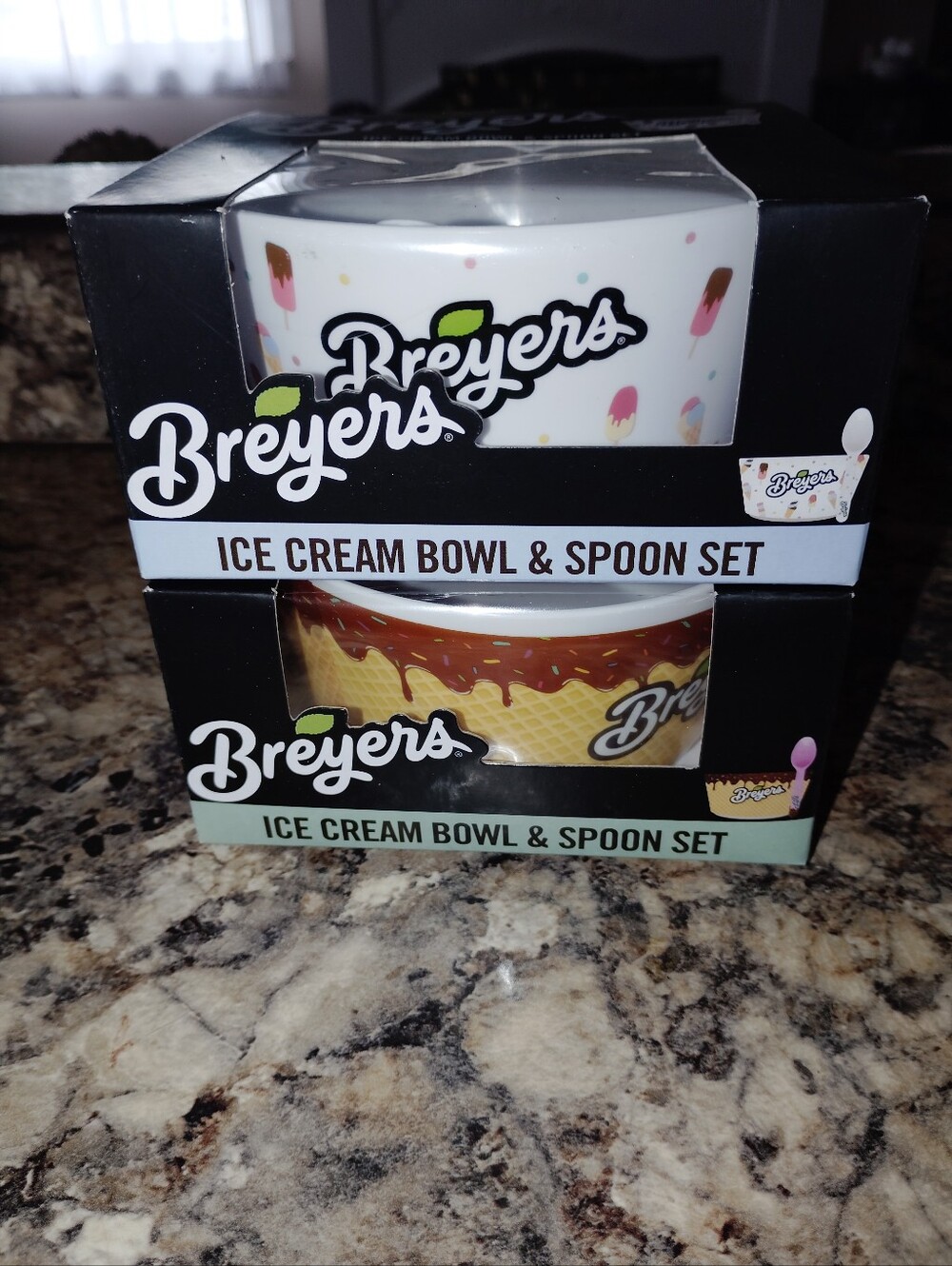 Breyer White Ice Cream Bowl & Spoon Set - Decorative Dessert Bowls. New Set 2 - Picture 2 of 7